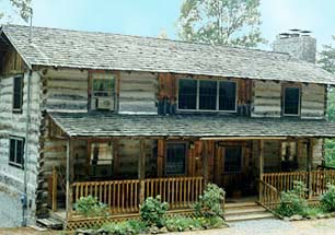 Huckleberry Inn